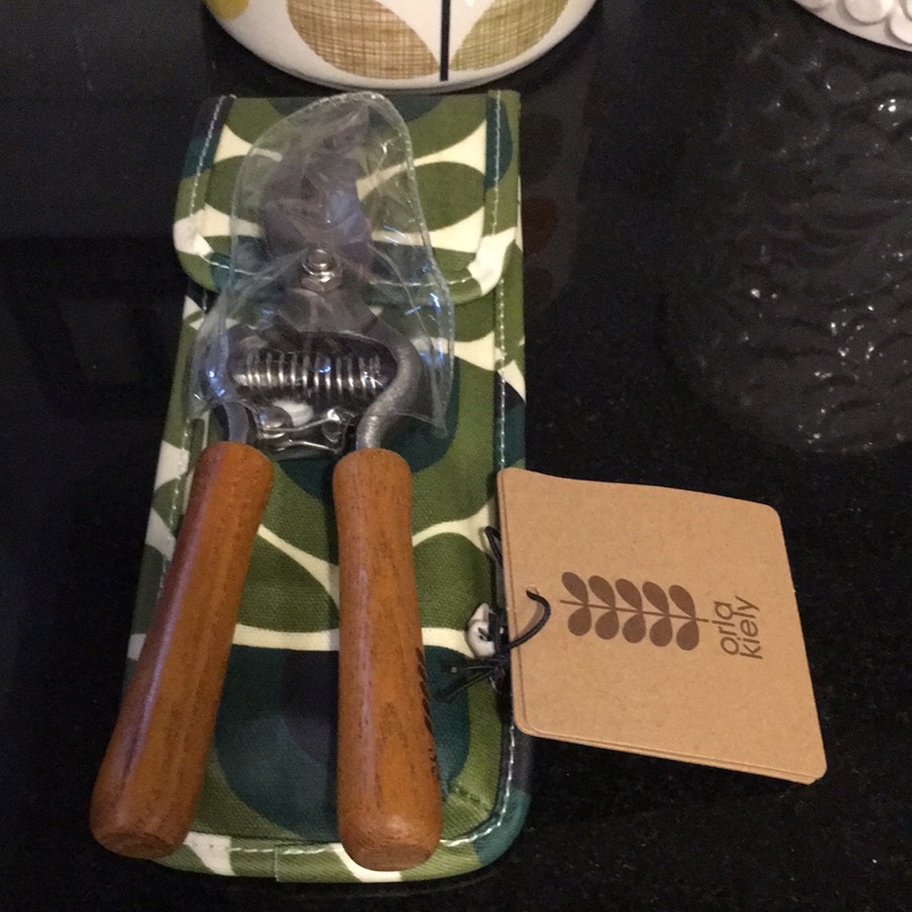 Orla Kiely Garden Pruners with Carry Pouch, Striped Tulip/Pine NEW